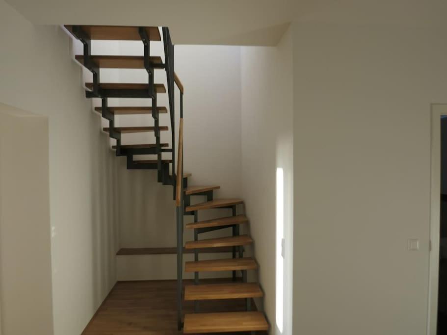 Appartamento Loft Mit 2 Terrassen - Ruhig&Sonnig Lipsia Esterno foto